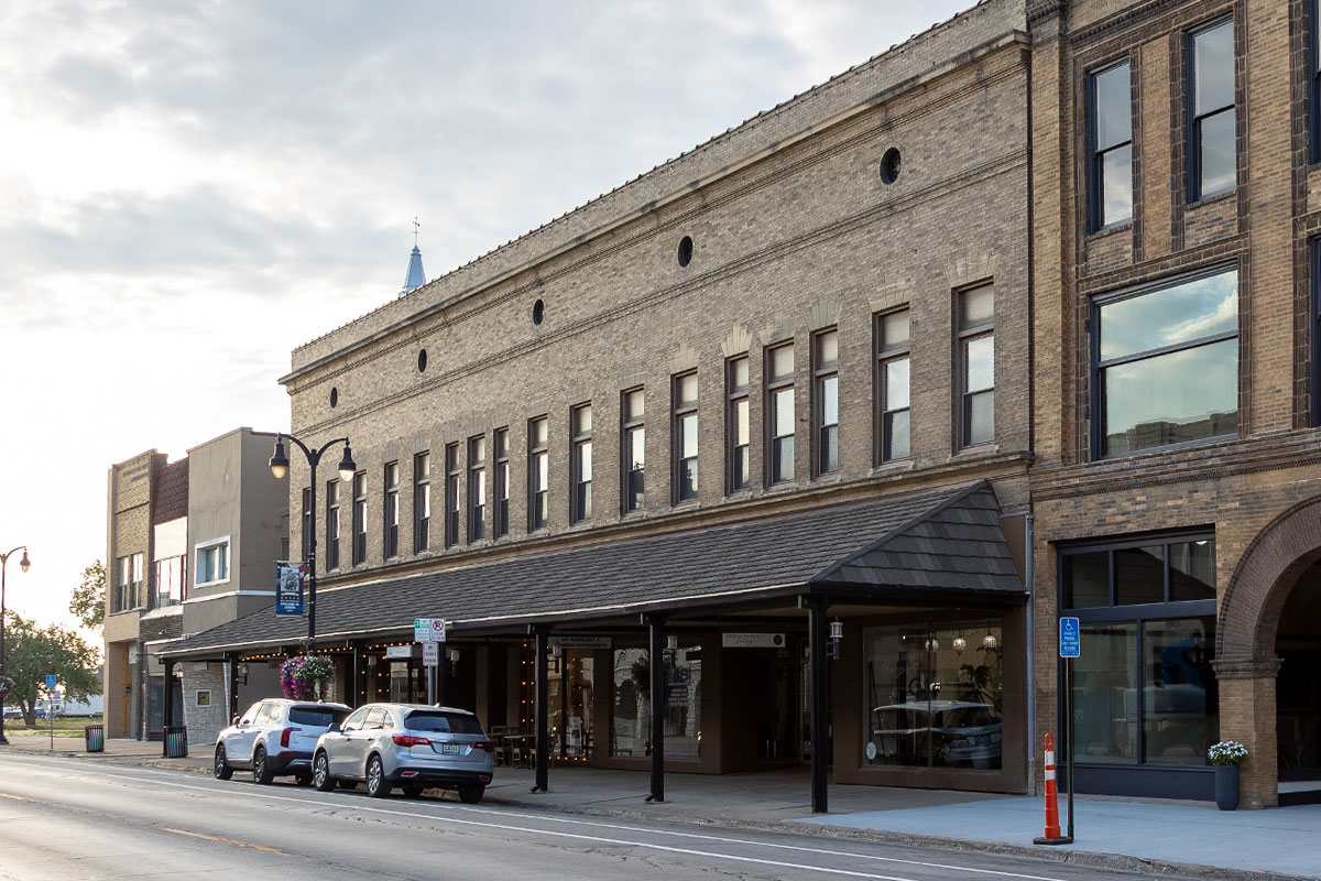 Historic Tremont Inn, Marshalltown, Iowa